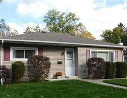 Short-sale in  COX BLVD Lansing, MI 48910