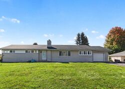 Short-sale in  GRANTLEY RD York, PA 17403