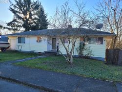 Short-sale in  SE INSLEY ST Portland, OR 97266