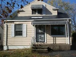  E 164th St, Cleveland OH
