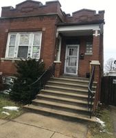 Short-sale Listing in S 61ST CT CICERO, IL 60804