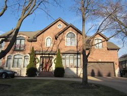 Short-sale in  N LE MAI AVE Lincolnwood, IL 60712