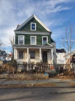 Short-sale in  E 5TH ST Mount Vernon, NY 10550