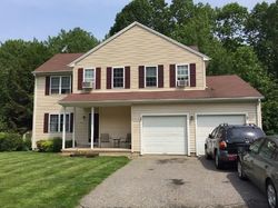 Short-sale in  HERON DR Torrington, CT 06790