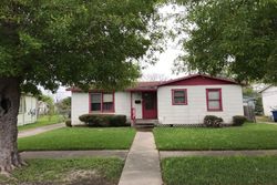 Short-sale Listing in GREEN GROVE DR CORPUS CHRISTI, TX 78415