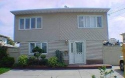 Short-sale in  NASSAU AVE Freeport, NY 11520