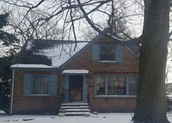 Short-sale in  S SANGAMON ST Chicago, IL 60643