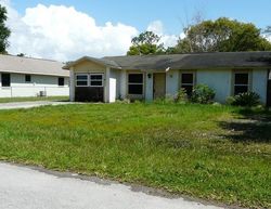 Short-sale in  PENNY LOOP Land O Lakes, FL 34639