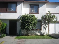 Short-sale in  ELIZABETH ST APT D Bell, CA 90201