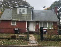 Short-sale in  VIOLET ST Central Islip, NY 11722