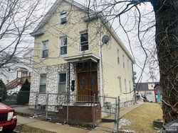Short-sale in  PAXTON ST Paterson, NJ 07503