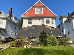  Carlyon Rd, Cleveland OH
