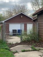 Short-sale Listing in E 23RD ST DES MOINES, IA 50317