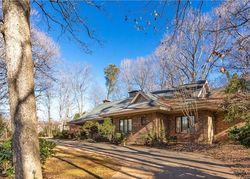 Short-sale Listing in COUNTRY CLUB DR GASTONIA, NC 28056