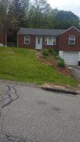  Lynnwood Dr, Pittsburgh PA