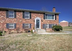 Short-sale in  E BONIWOOD TURN Clinton, MD 20735