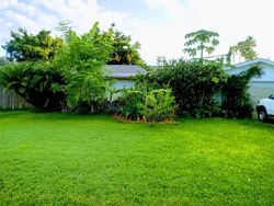 Short-sale in  PERIWINKLE RD Venice, FL 34293