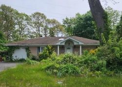 Short-sale in  CENTRAL AVE Bayport, NY 11705