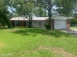 Short-sale Listing in WISTERIA RD JACKSONVILLE, NC 28546
