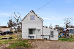 Short-sale in  LITTLE BROADWAY ST Saint Louis, MO 63125