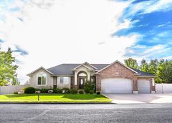 Short-sale in  N 2475 W Layton, UT 84041