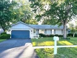 Short-sale in  COLCHESTER DR Machesney Park, IL 61115