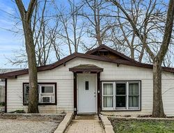 Short-sale in  W PASSAVANT AVE Round Lake, IL 60073