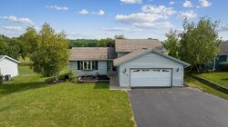 Short-sale in  PRAIRIE FLOWER Roscoe, IL 61073