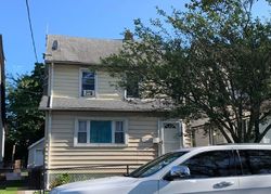 Sheriff-sale in  112TH AVE Saint Albans, NY 11412