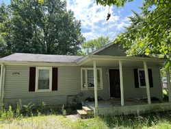 Short-sale in  DORIS DR Fairdale, KY 40118