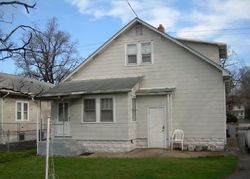 Short-sale Listing in E CHESTNUT AVE VINELAND, NJ 08360