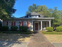 Short-sale in  6TH AVE Hattiesburg, MS 39401