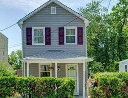 Short-sale in  CROWN ST Capitol Heights, MD 20743