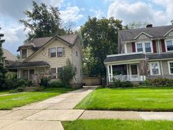  E Scarborough Rd, Cleveland OH