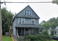  E 105th St, Cleveland OH
