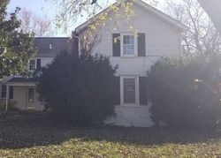 Short-sale in  W CLAIRMONT DR Newark, DE 19702