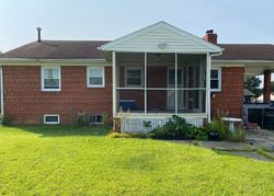 Short-sale in  ALAN DR Clinton, MD 20735