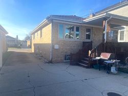Short-sale in  N OSAGE AVE Chicago, IL 60631