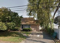 Short-sale in  28TH ST Lindenhurst, NY 11757