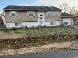 Short-sale in  DALY PL Copiague, NY 11726