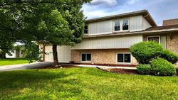 Short-sale in  MERRILL AVE South Holland, IL 60473