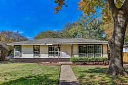 Sheriff-sale Listing in S LINDSAY ST GAINESVILLE, TX 76240