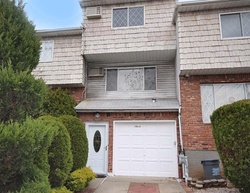 Short-sale in  ROCKLAND AVE Staten Island, NY 10314