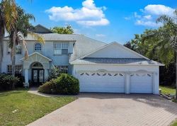 Short-sale in  AUTUMN GLEN CT Orlando, FL 32836