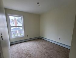 Short-sale Listing in ELRO ST MANCHESTER, CT 06040
