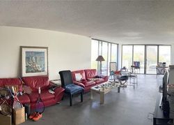 Short-sale Listing in ROGERS ST UNIT 4D CLEARWATER, FL 33756