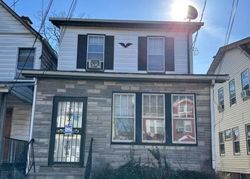 Short-sale in  PAINE AVE Irvington, NJ 07111