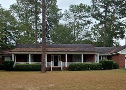 Sheriff-sale Listing in GATEWOOD CIR MOULTRIE, GA 31768