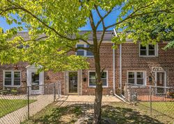 Short-sale in  ARLINGTON AVE Upper Darby, PA 19082
