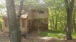 Short-sale in  WOODBRIDGE DR E Bushkill, PA 18324
